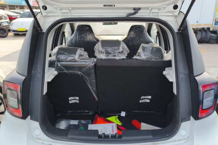 江淮钇为 钇为花仙子 2024款 挚爱版 301km Air机舱底盘23