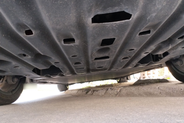 比亚迪 汉 2021款 EV 标准续航版豪华型局部细节9009