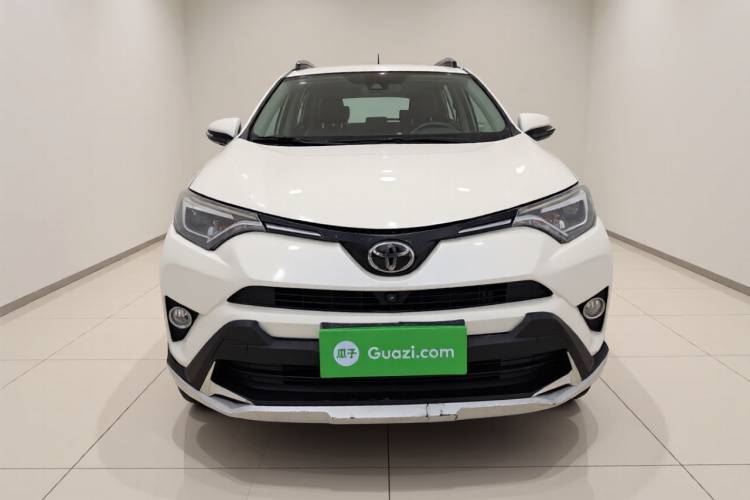 丰田 RAV4荣放 2018款 2.5L 自动四驱精英i版车身外观2