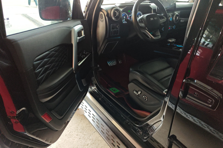 北京越野 北京BJ40 2020款 2.0T 自动四驱城市猎人版侠客型中控内饰20