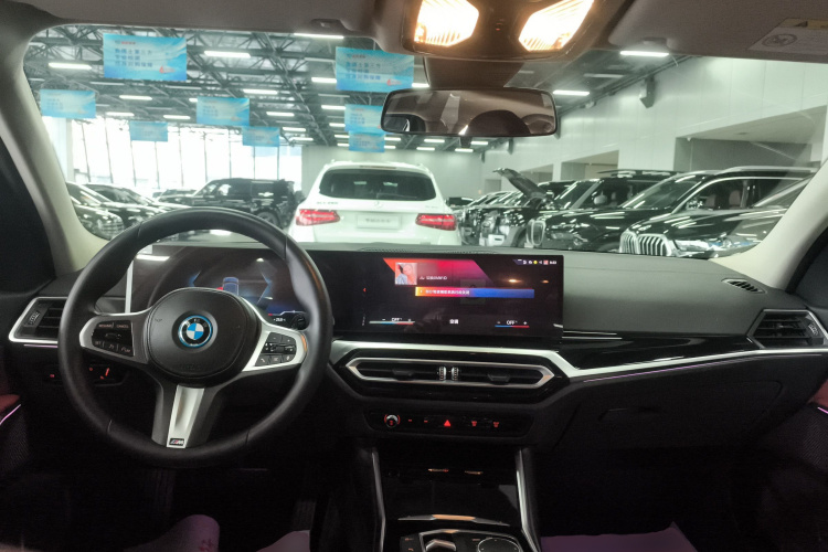 宝马i3 2022款 eDrive 35 L中控内饰12