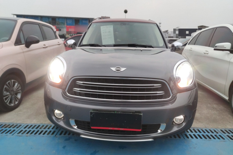 MINI Countryman 2016款 1.6T COOPER ALL4 Park Lane车身外观6001