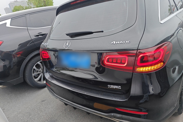 奔驰GLC 2022款 改款 GLC 260 L 4MATIC 豪华型车身外观6