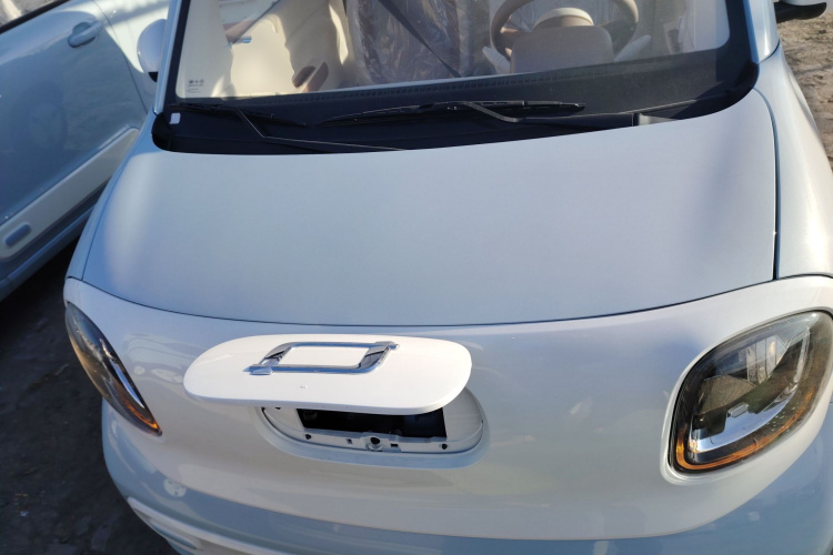 奔腾小马 2026款 222km 萌趣马 Plus机舱底盘24