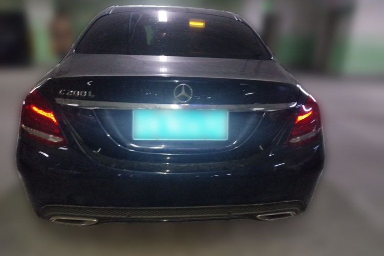 奔驰C级 2016款 C 200 L 运动型车身外观6