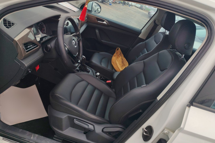 大众 途岳 2020款 280TSI 两驱舒适版 国VI中控内饰19