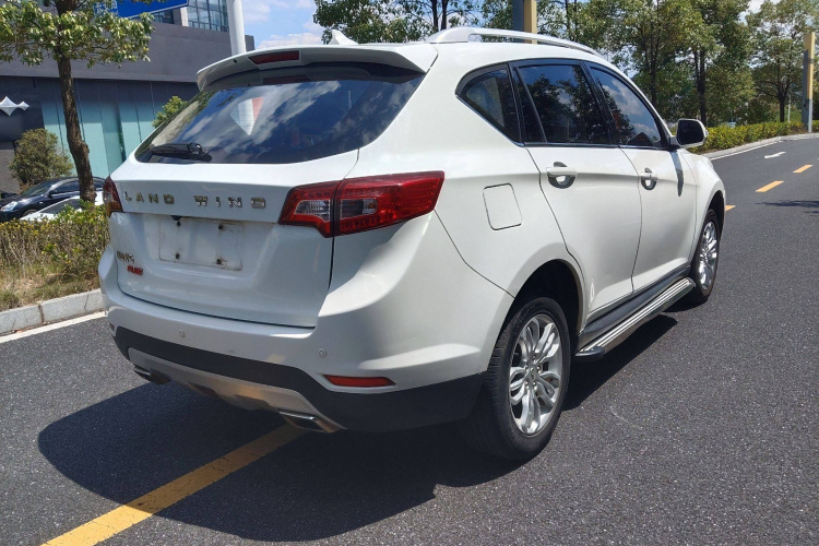 陆风X5 2016款 Plus 1.5T CVT创享版车身外观6005