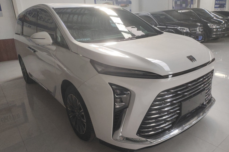 别克GL8 2025款 陆尊 智享版车身外观6002