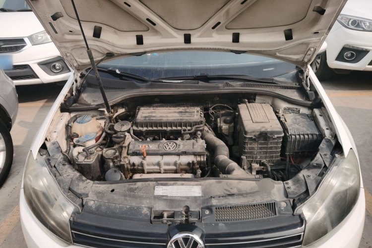 大众 高尔夫 2012款 1.6 自动舒适型机舱底盘24