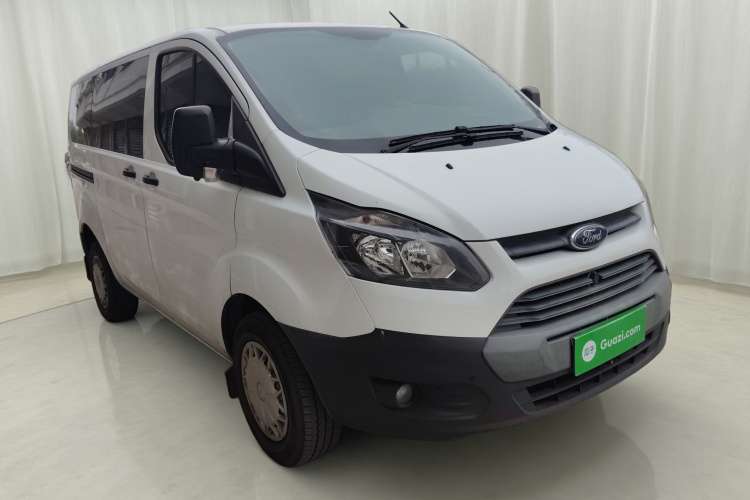 福特 全顺 2019款 2.0T汽油自动多功能商用车短轴低顶6座国VI车身外观3