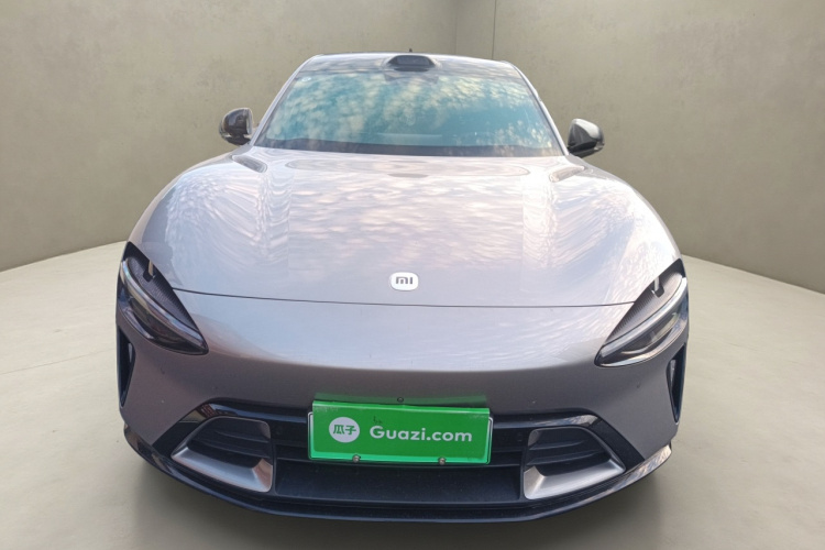 小米汽车 小米YU7 2025款 超长续航四驱Pro版车身外观2