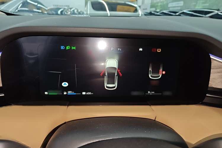 鸿蒙智行 问界M5 2022款 增程四驱性能版局部细节14