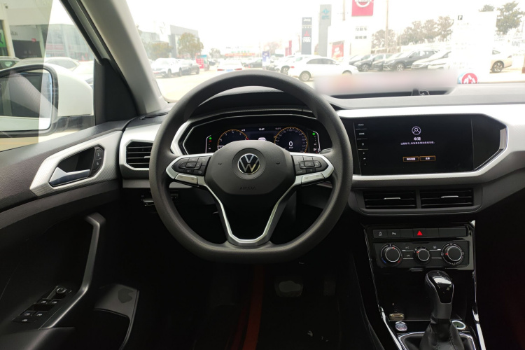 大众 探影 2023款 200TSI DSG 悦智联版中控内饰13