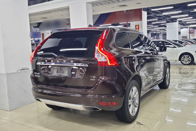 沃尔沃XC60 2017款 T5 AWD 智进升级版车身外观6005