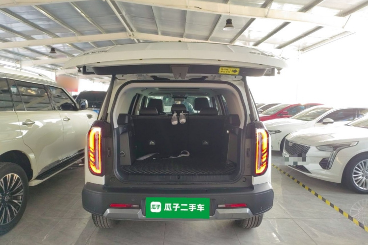 北京越野 北京BJ30 2026款 旅行家 1.5T DCT两驱进阶版机舱底盘23