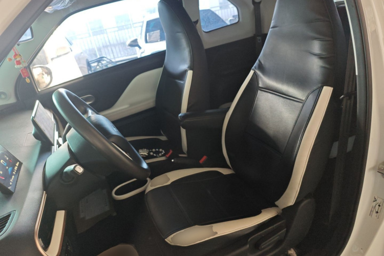 凯翼拾月 2023款 201km 踏浪版中控内饰19