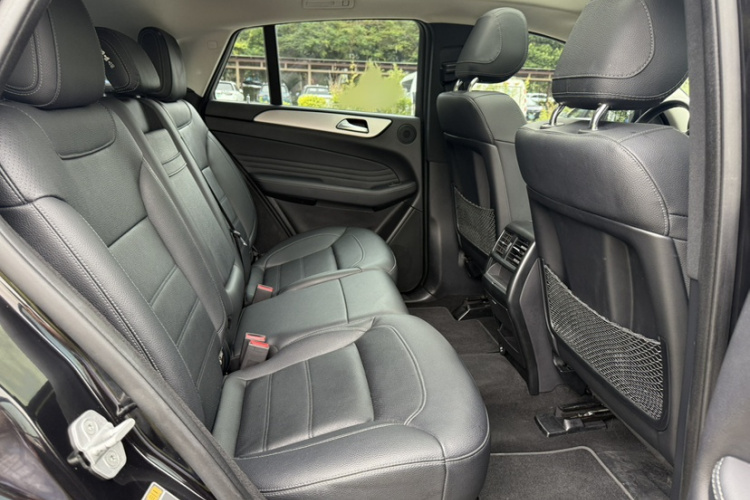 奔驰GLE轿跑 2015款 GLE 320 4MATIC 轿跑SUV中控内饰7014