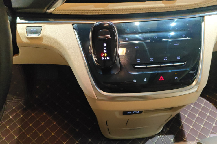 别克GL8 2023款 改款 陆上公务舱 豪华型局部细节18