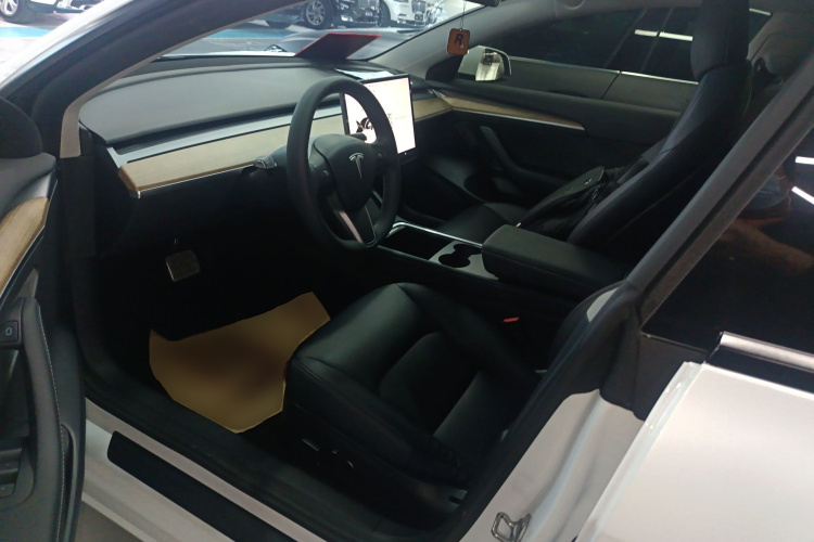 特斯拉 Model 3 2021款 标准续航后驱升级版局部细节19