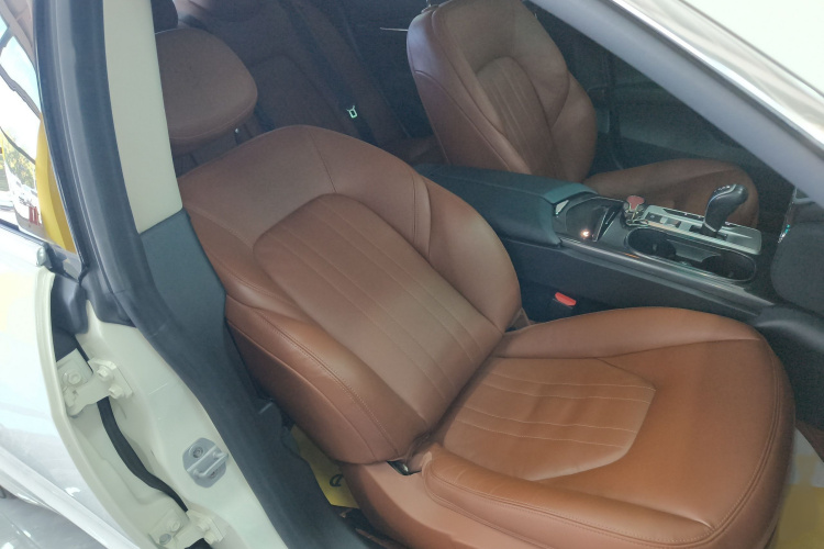 玛莎拉蒂 Ghibli 2014款 3.0T 标准版局部细节41