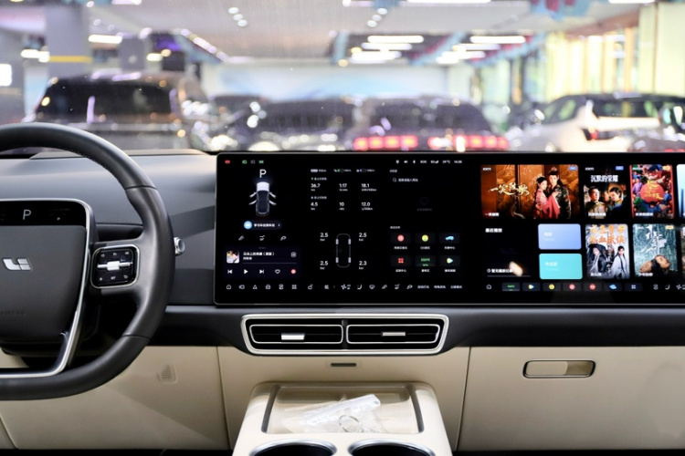 理想汽车 理想L7 2024款 MAX中控内饰7009
