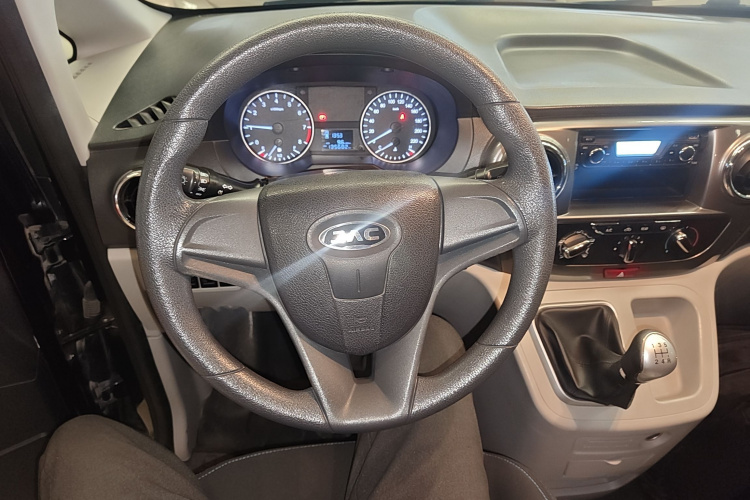 江淮瑞风 瑞风M3 2019款 PLUS 宜家版 1.8L 豪华型中控内饰13