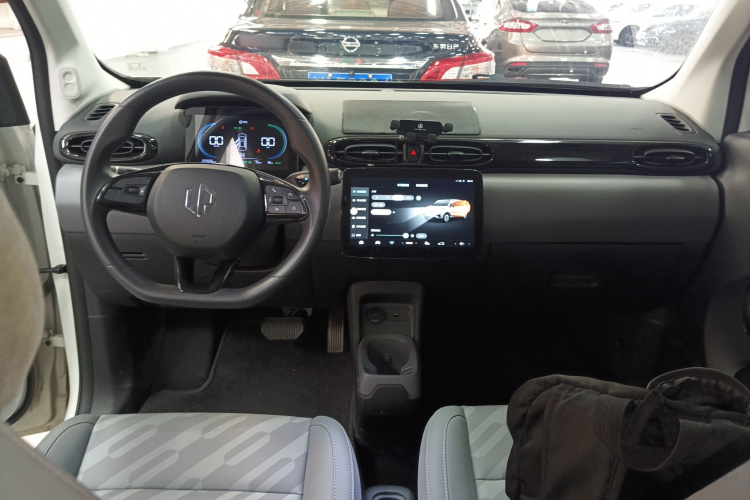 零跑汽车 零跑T03 2025款 310舒享版中控内饰12