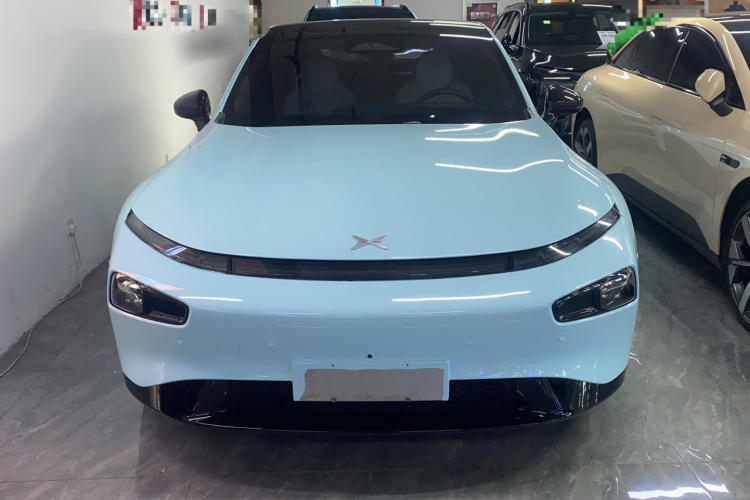 小鹏P7 2023款 P7i 702 Pro车身外观6003