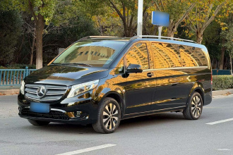 奔驰 威霆 2021款 2.0T 精英版 7座