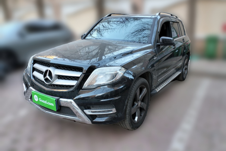 奔驰GLK级 2015款 GLK 260 4MATIC 时尚型 极致版车身外观1