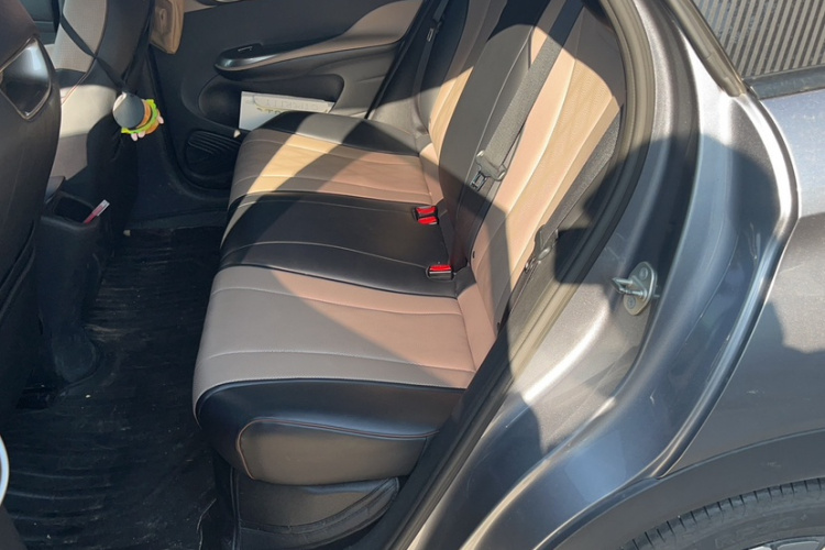 比亚迪 海豚 2023款 420km 自由版中控内饰7003