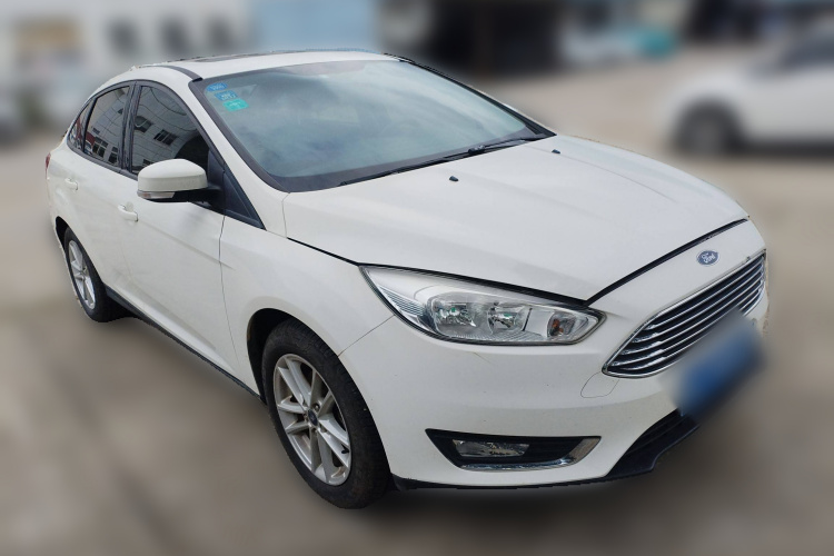 福特 福克斯 2015款 三厢 1.6L 自动风尚型车身外观6002