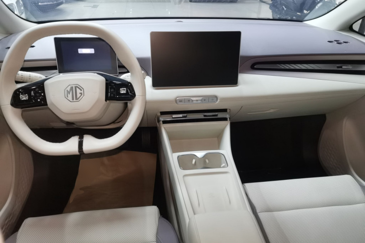 名爵 MG4 EV 2026款 437 自由版中控内饰12
