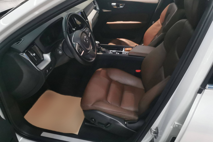 沃尔沃XC60 2021款 T5 四驱智逸豪华版局部细节19