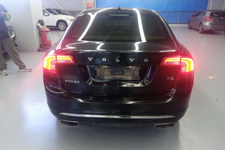 沃尔沃S60 2017款 S60L T5 智驭版车身外观6004