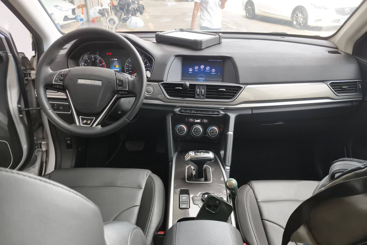 哈弗H6 2019款 运动版 1.5T 自动两驱精英型 国VI中控内饰12