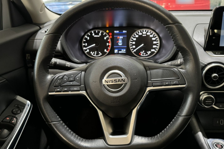 日产 轩逸 2021款 1.6L XL CVT悦享版中控内饰7004