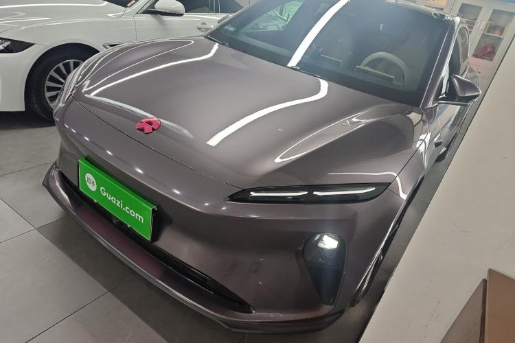 蔚来ET5T 2023款 75kWh Touring车身外观1