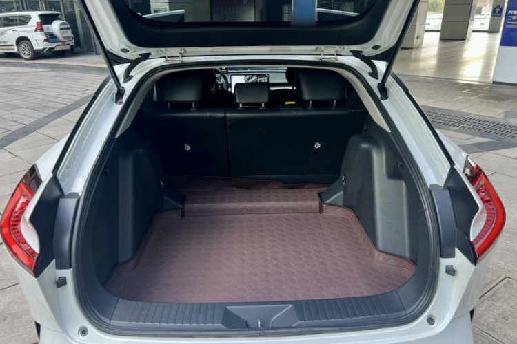 丰田bZ5 2025款 550 PRO智行版局部细节23