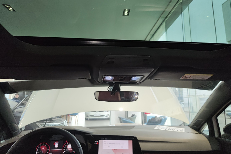 大众 高尔夫 2023款 改款 280TSI DSG R-Line Lite中控内饰22