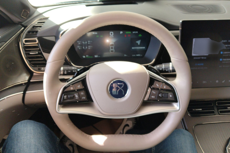 比亚迪 汉 2025款 EV 701KM激光雷达智驾型局部细节13