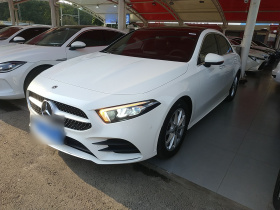 奔驰A级 2021款 A 200 L 运动轿车时尚型