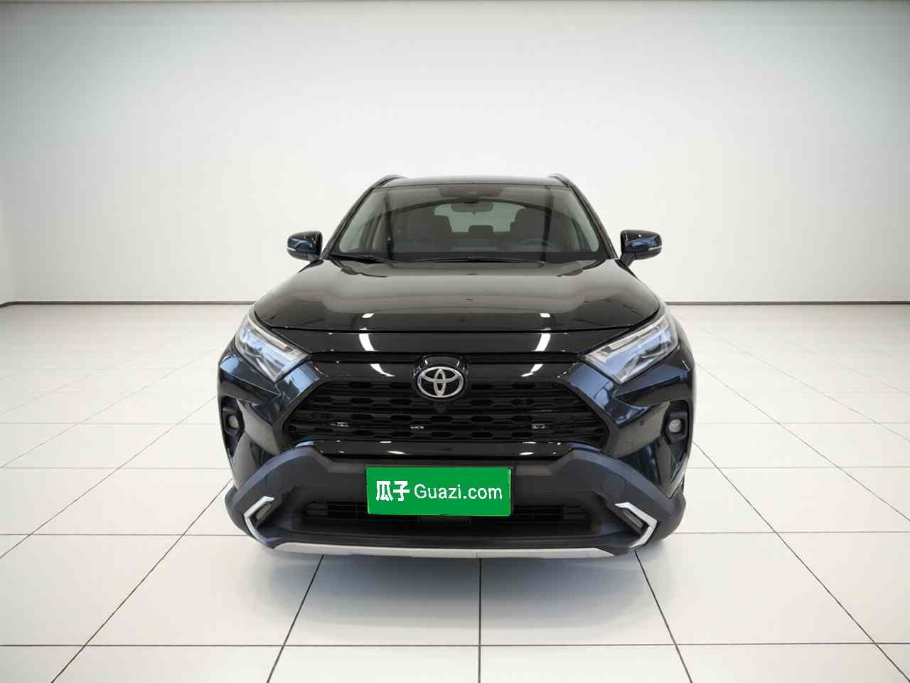 丰田 RAV4荣放 2023款 2.0L CVT两驱风尚Plus版(1)