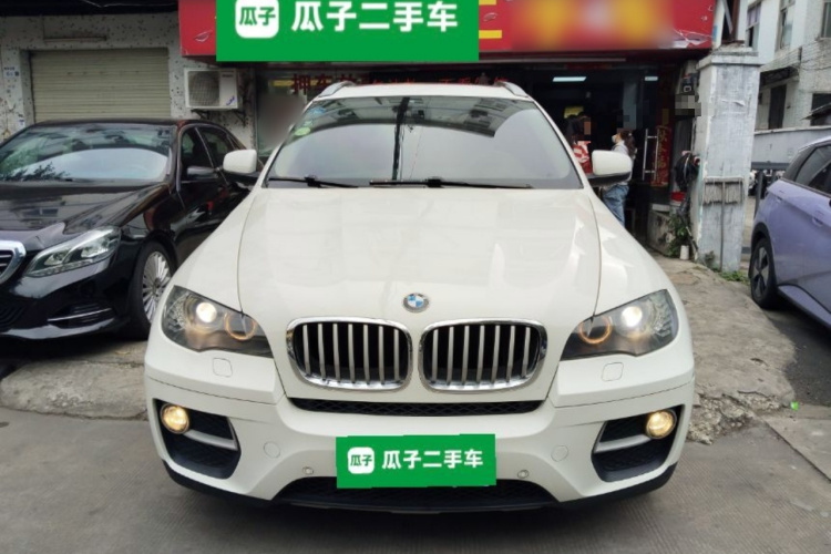 宝马X6 2014款 xDrive35i 运动型车身外观2