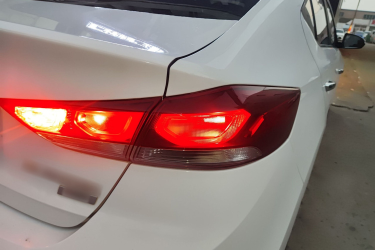 现代 领动 2018款 1.4T 双离合炫动·活力型车身外观9