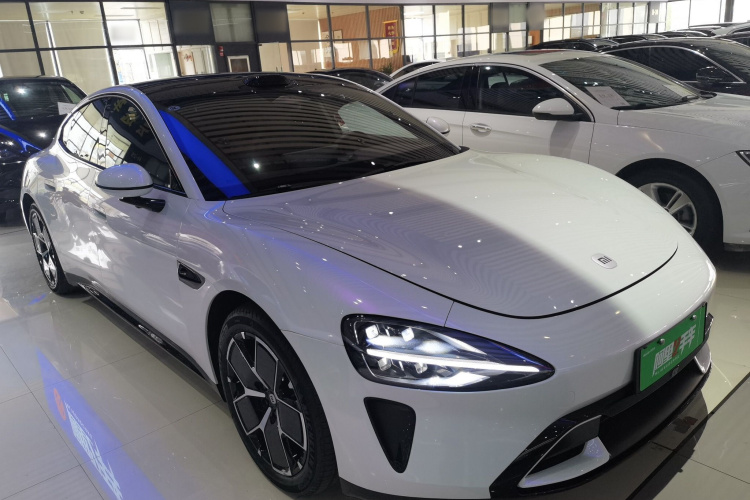 小米汽车 小米SU7 2024款 后驱超长续航高阶智驾Pro版车身外观3