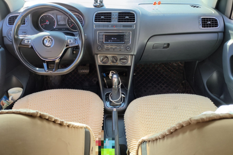 大众 Polo 2016款 1.6L 自动舒适型中控内饰12
