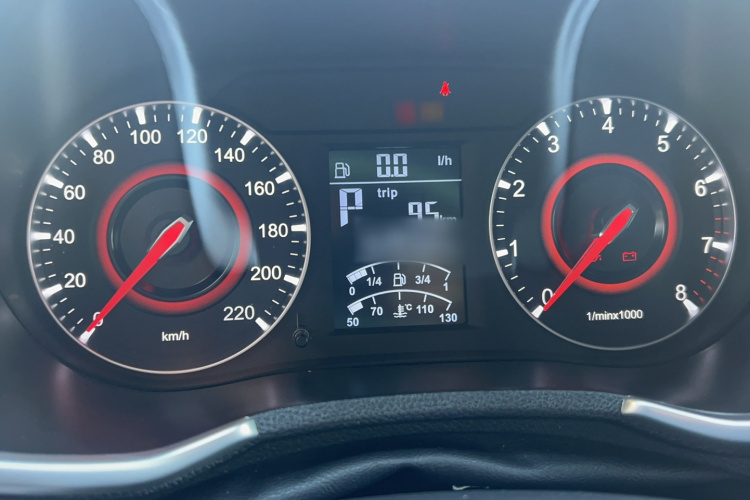 中华V3 2017款 1.5L 自动精英型车身外观6007