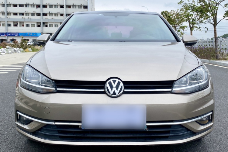 大众 高尔夫 2018款 230TSI 自动舒适型车身外观6005