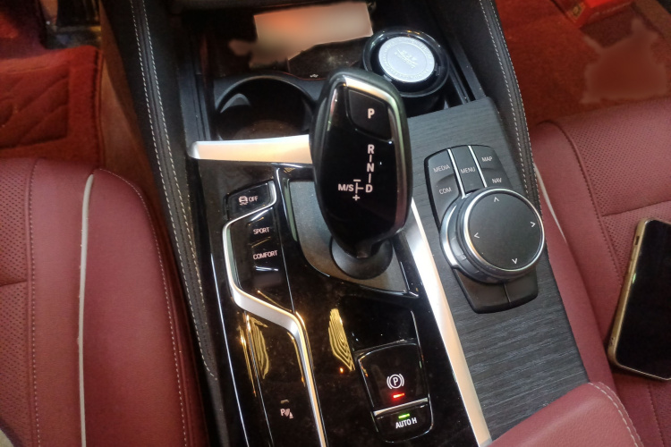 宝马5系 2023款 530Li 领先型 M运动套装局部细节18